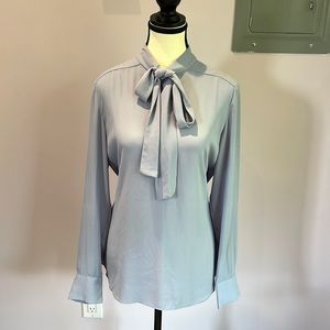 Babaton blouse size small